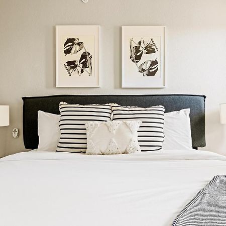 Stylish City Retreat - King Beds - Walk To Sloans Lake Denver Luaran gambar
