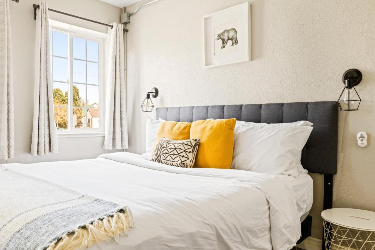 Stylish City Retreat - King Beds - Walk To Sloans Lake Denver Luaran gambar