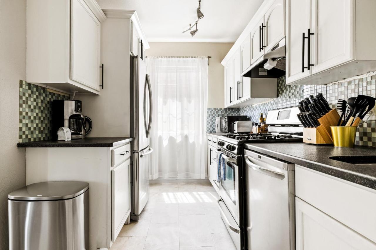 Stylish City Retreat - King Beds - Walk To Sloans Lake Denver Luaran gambar